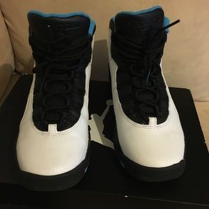 Air Jordan 10 Retro Powder Blue.